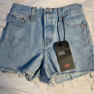 Women’s Levi’s Premium 501 Shorts New with Tags
